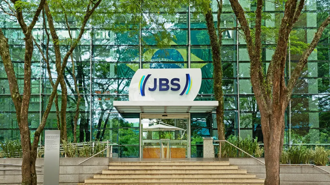 XP projeta Q1 fraco para JBS: Ebitda cai 35% e USA Beef tem margem negativa